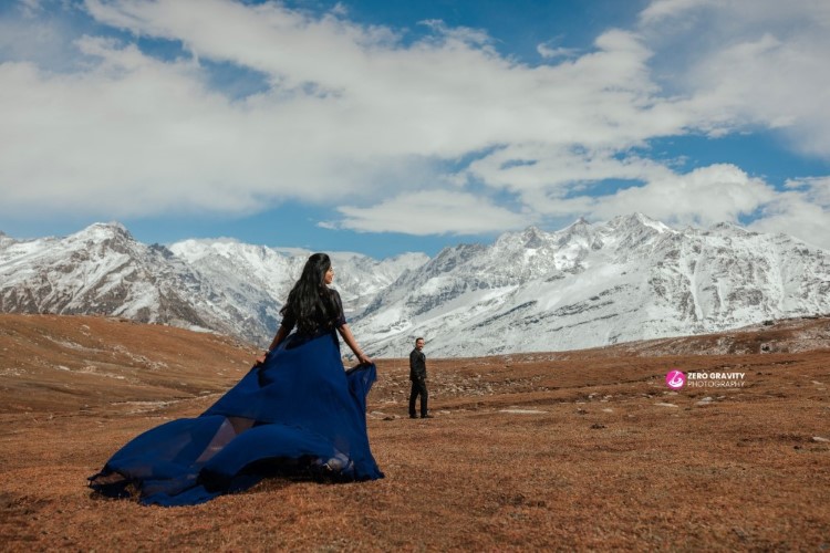 How To Get To The Dreamy Location At Ladakh For A Pre - Wedding Shoot
